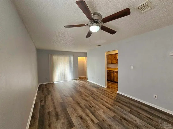$850 | 6288 Hamilton Bridge Road, Unit 704, Milton, FL 32570