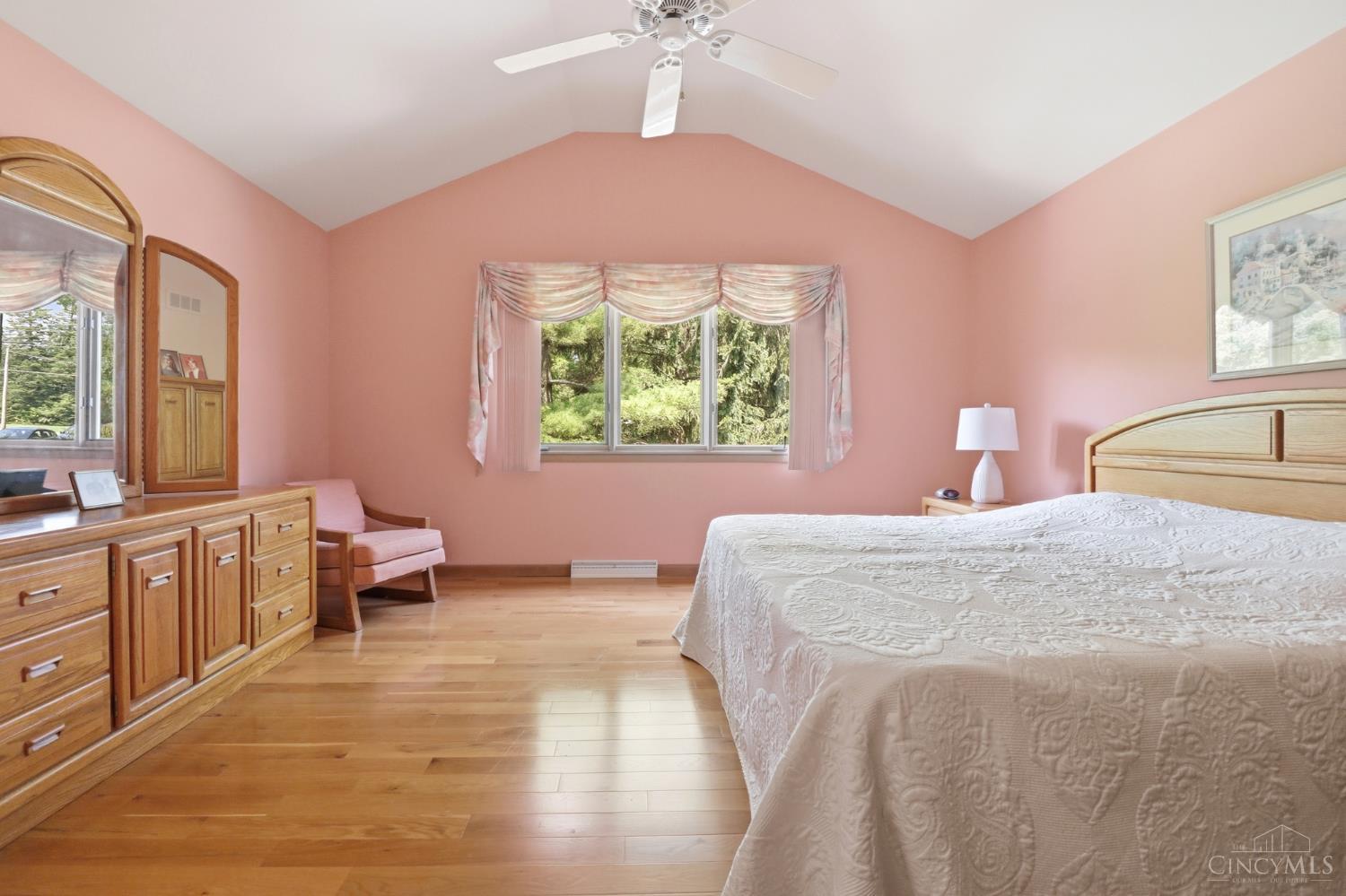 5661 Dunlap Road Cincinnati, OH 45252 - Photo 11 of 73 Gallery Image 11