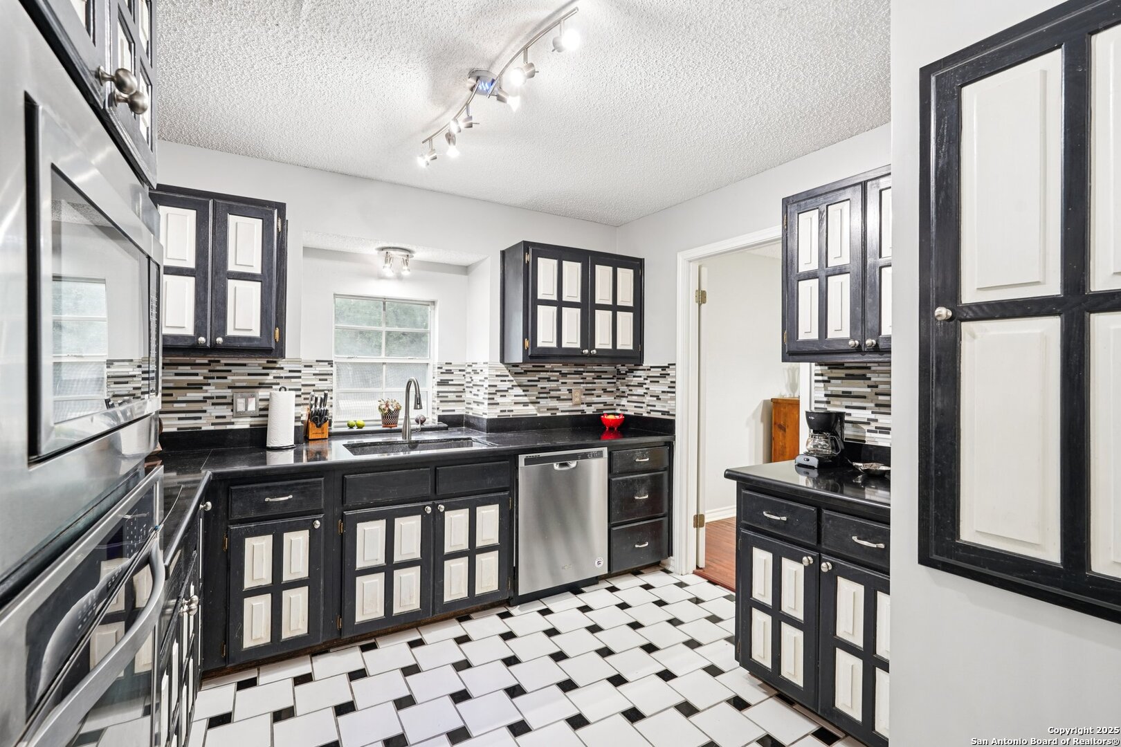 2785 Firethorn Path Spring Branch, TX 78070 - Photo 20 of 54