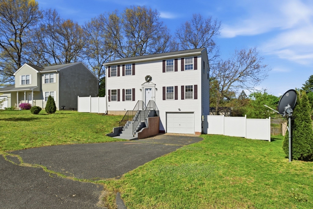 22 Pheasant Drive Springfield, MA 01119 - Photo 3 of 29 Gallery Image 3