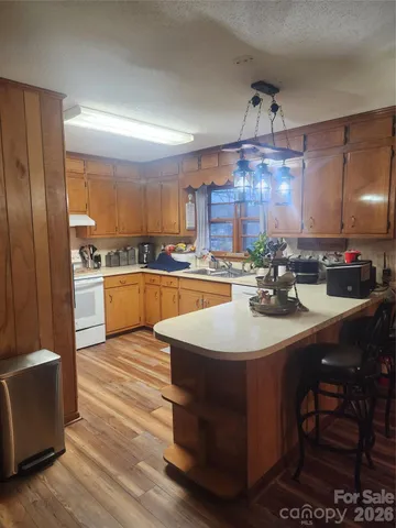 $400,000 | 7723 Shoupes Grove Church Road, Hickory, NC 28602