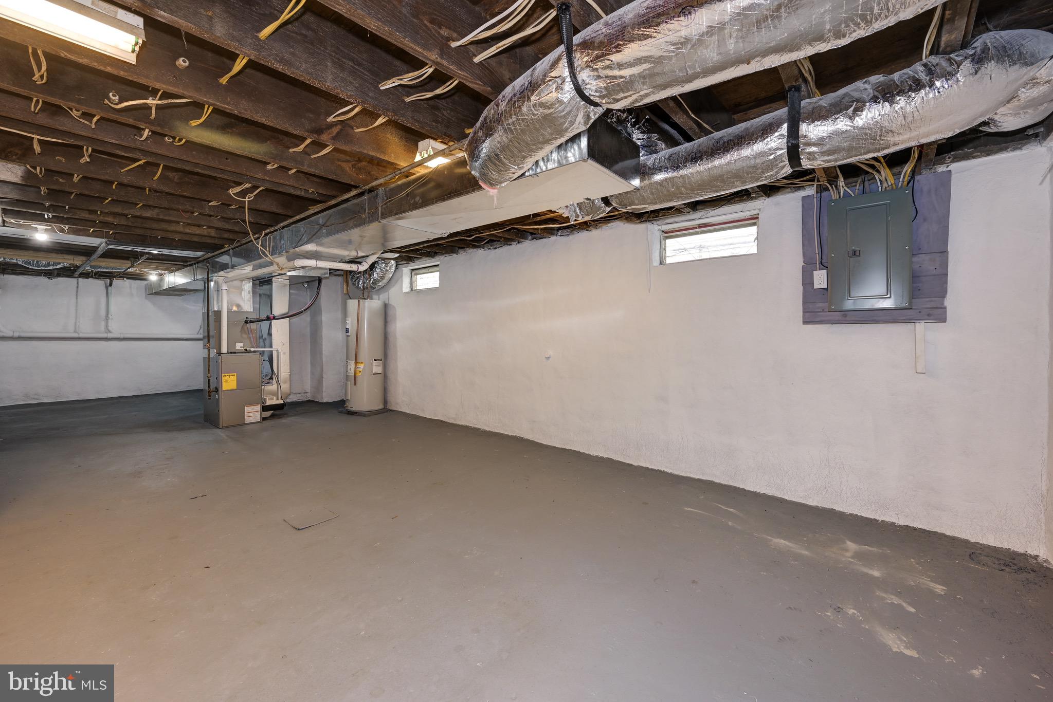 304 Cleveland Avenue Riverside, NJ 08075 - Photo 29 of 35 a view of empty room