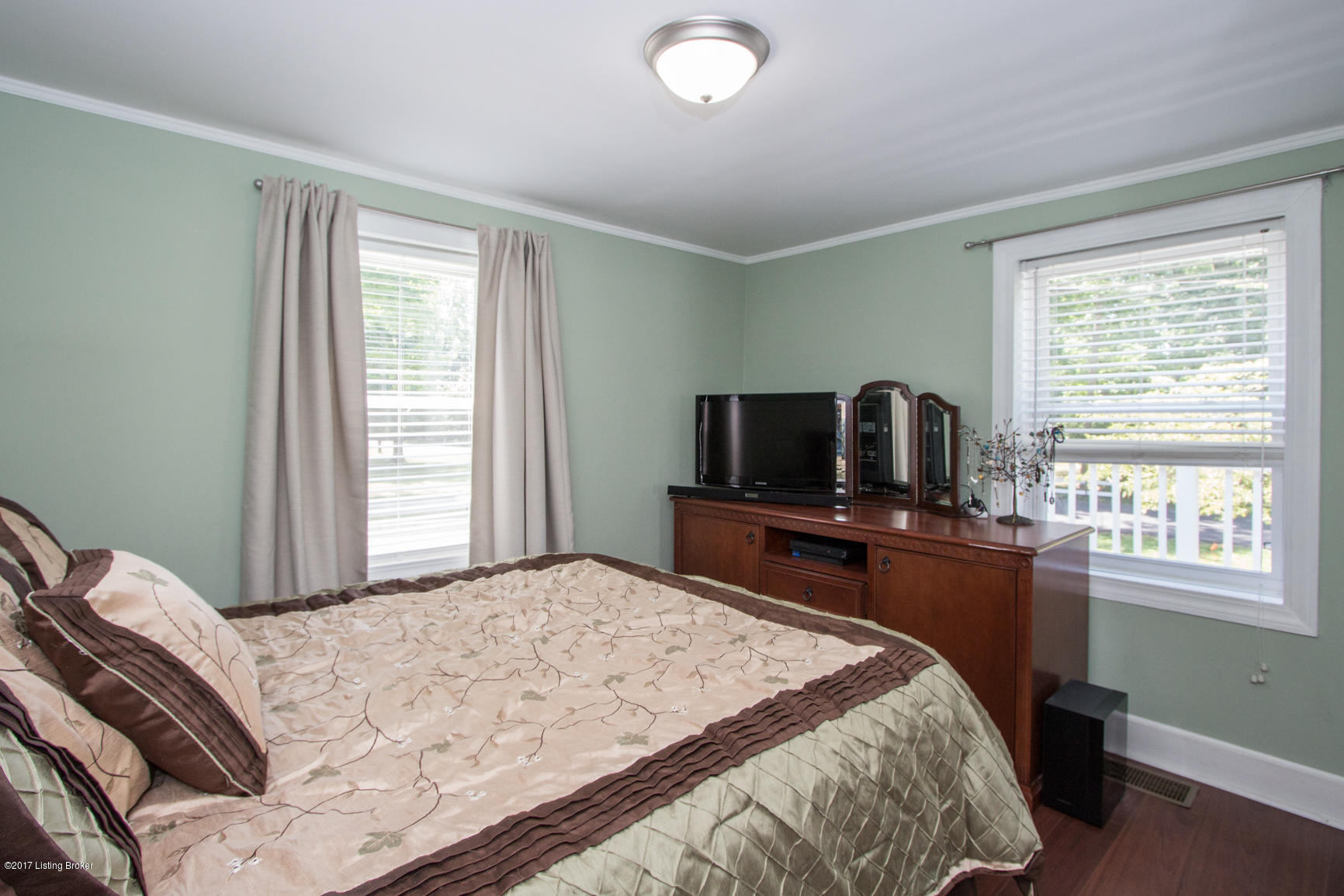 409 Wood Road Louisville, KY 40222 - Photo 27 of 53 Justin Thomas Photography-409 Wood-4