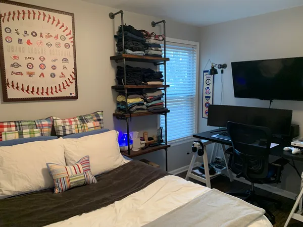 $2,100 | 146 North Brockway Street, Unit 1, Palatine, IL 60067