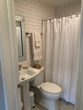 $2,100 | 146 North Brockway Street, Unit 1, Palatine, IL 60067