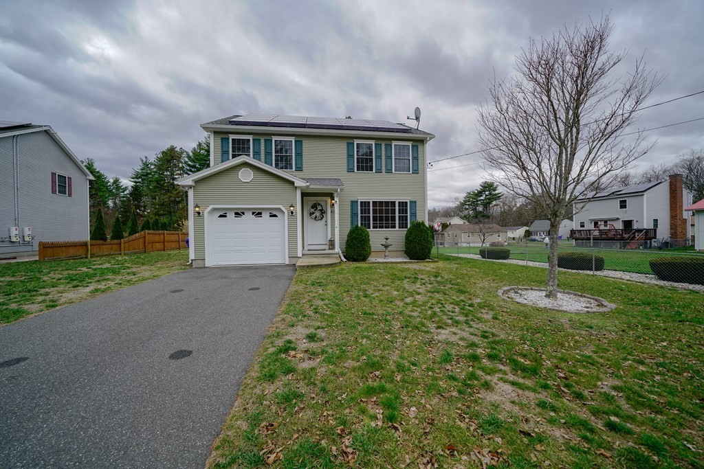 412 Kent Road Springfield, MA 01129 - Photo 1 of 41 Gallery Image 1