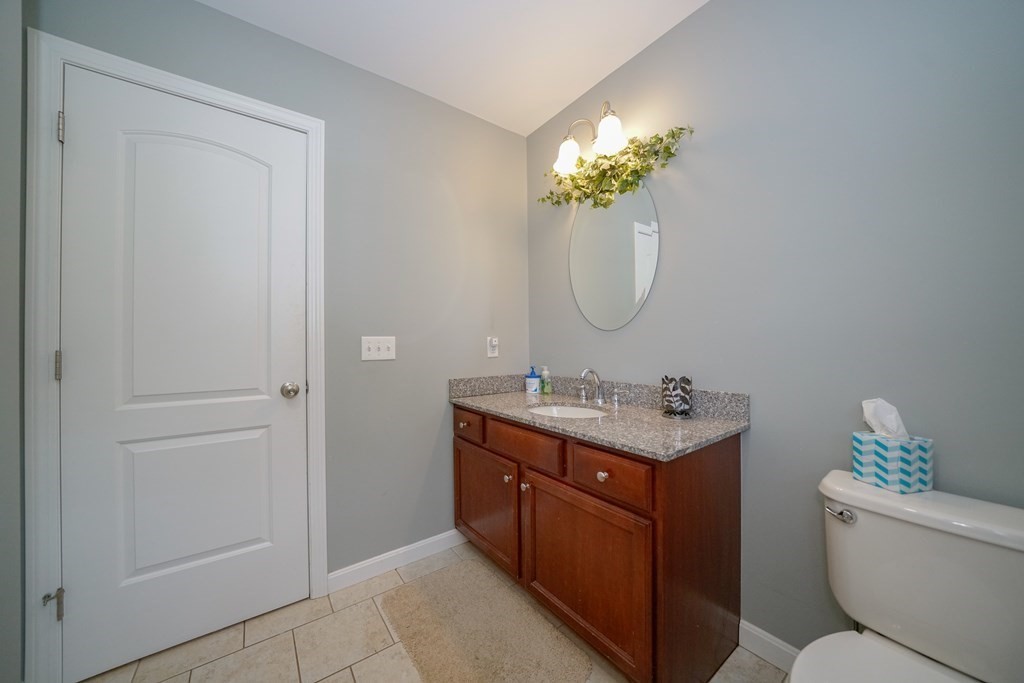 412 Kent Road Springfield, MA 01129 - Photo 20 of 41 Gallery Image 20