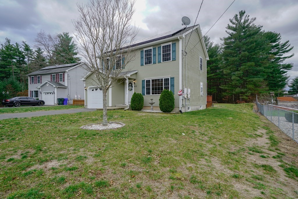 412 Kent Road Springfield, MA 01129 - Photo 2 of 41 Gallery Image 2