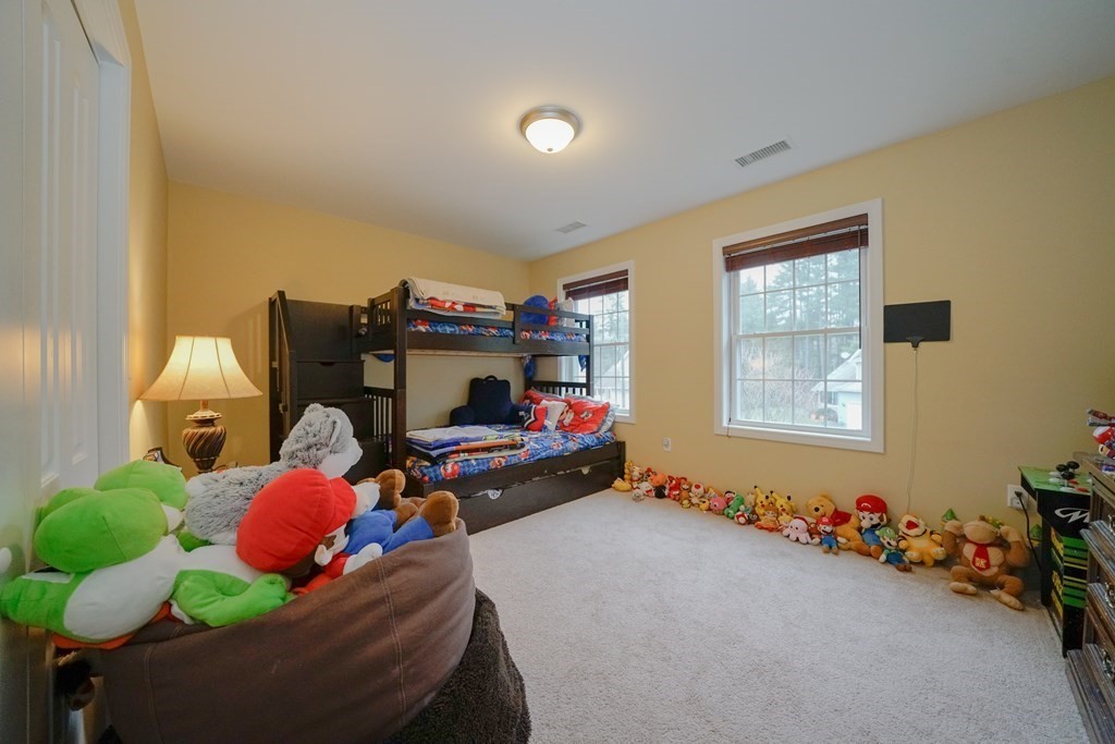412 Kent Road Springfield, MA 01129 - Photo 28 of 41 Gallery Image 28