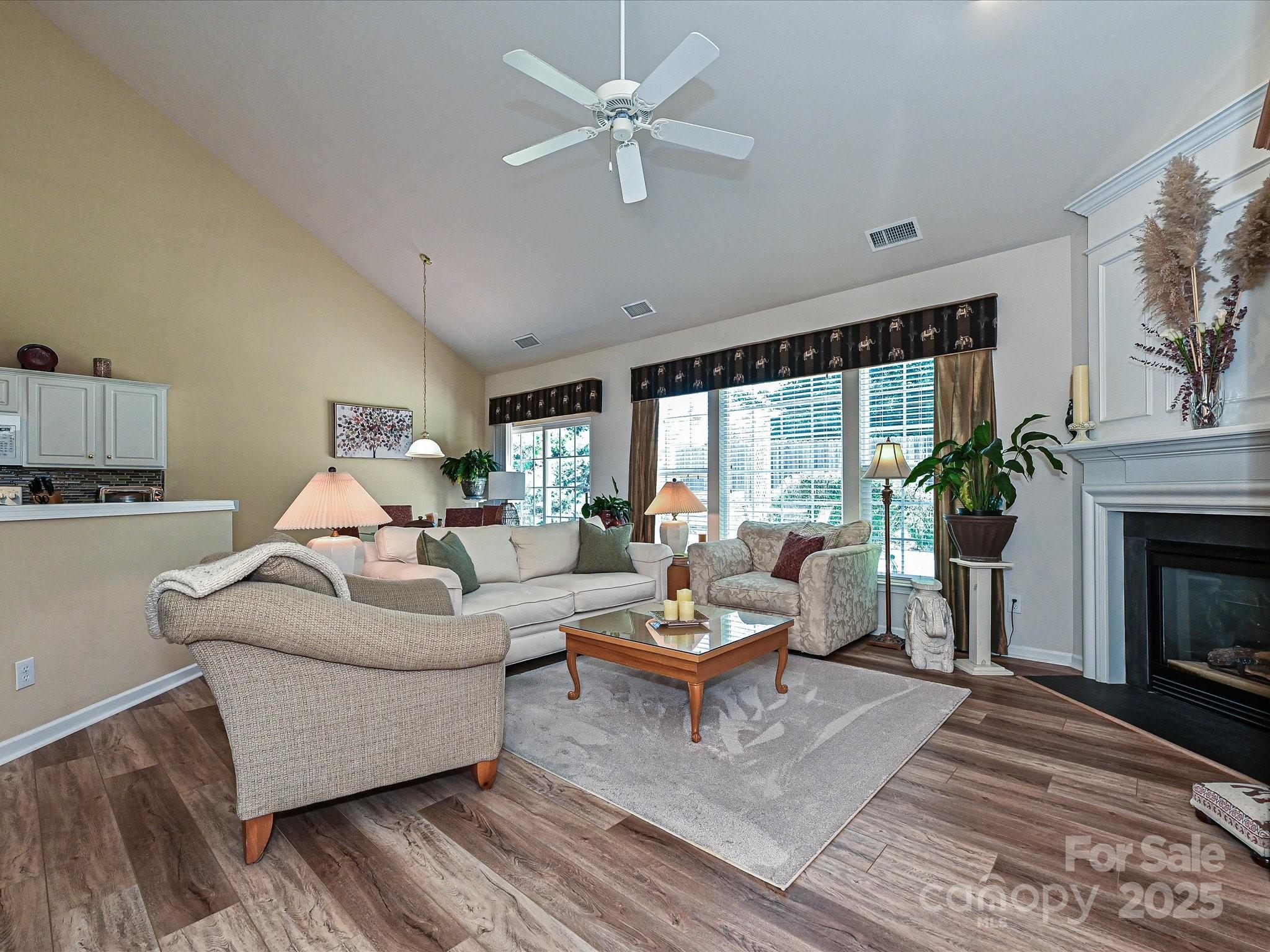 334 Matthews Estates Road Matthews, NC 28105 - Photo 6 of 34