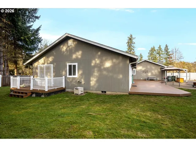 $740,000 | 369 Upper Camp Loop Road, Roseburg, OR 97470