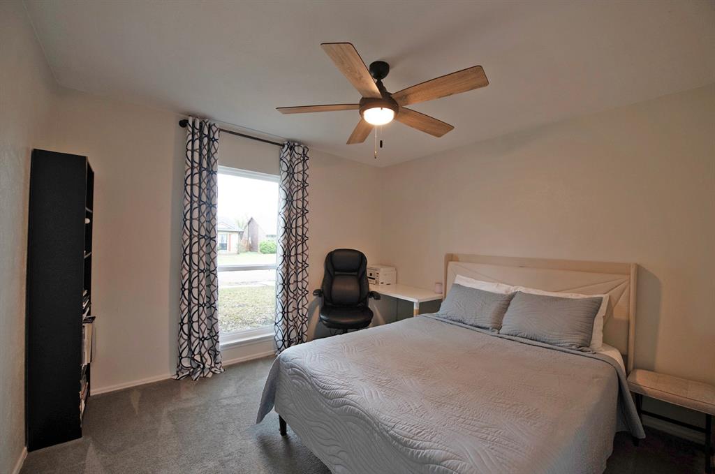 9322 Shipman Street Rowlett, TX 75088 - Photo 29 of 36