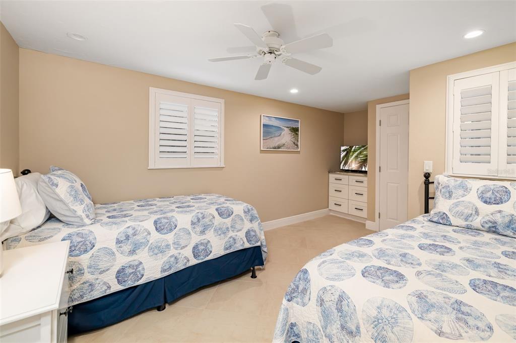 6140 Midnight Pass Road, Unit A10 Sarasota, FL 34242 - Photo 23 of 70 Gallery Image 23