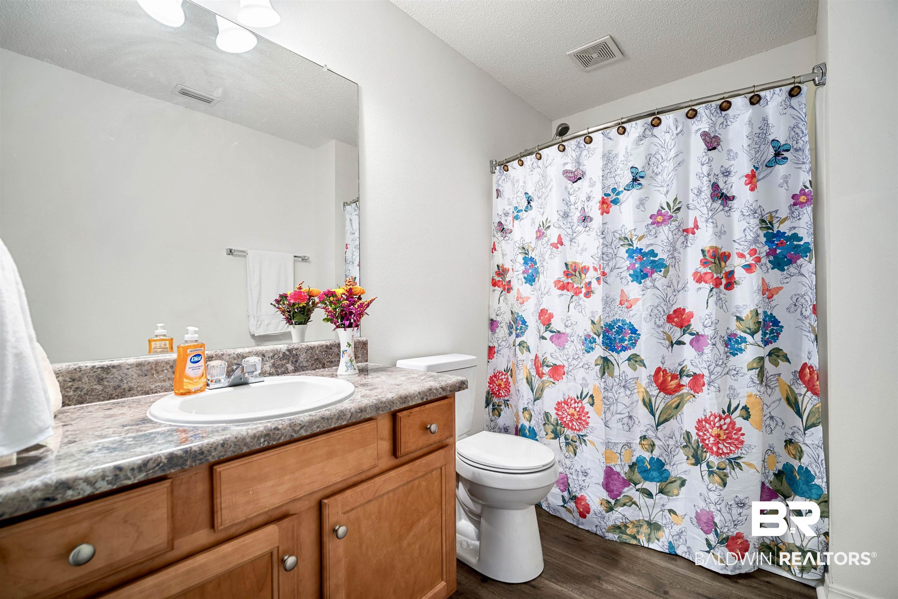 10692 Middle Oak Drive Mobile, AL 36695 - Photo 20 of 27 Bathroom