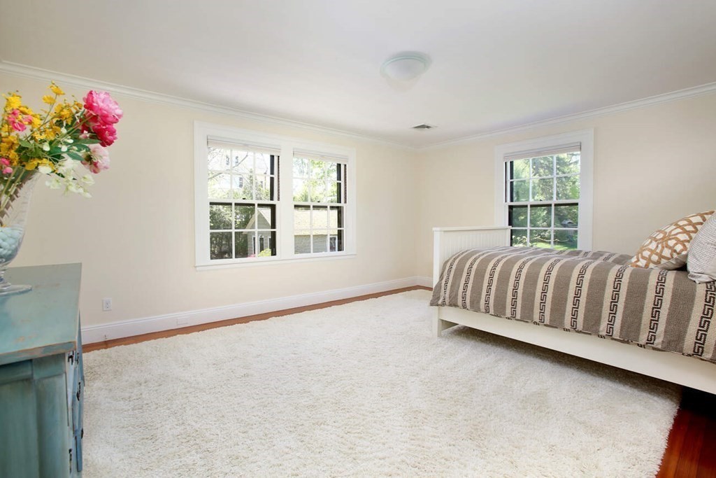 20 Ruthven Road Newton, MA 02458 - Photo 16 of 27 Gallery Image 16