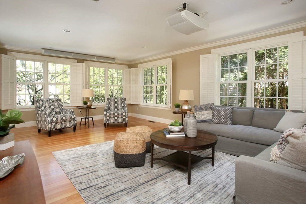 20 Ruthven Road Newton, MA 02458 - Photo 5 of 27 Gallery Image 5