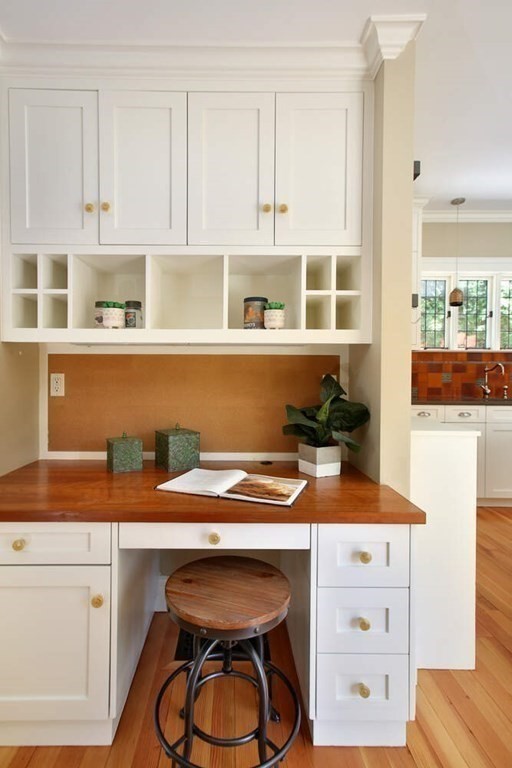 20 Ruthven Road Newton, MA 02458 - Photo 8 of 27 Gallery Image 8