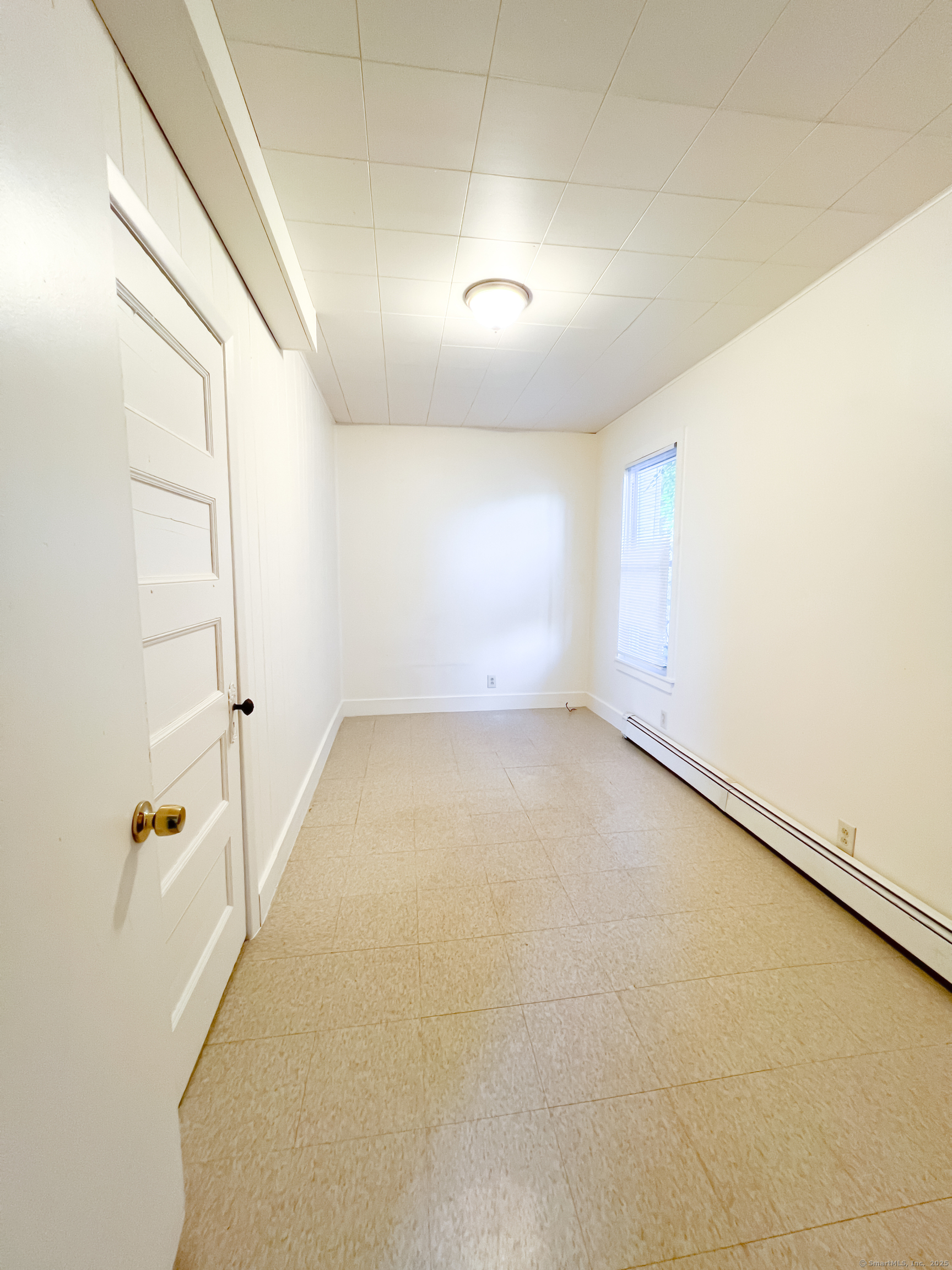 835 Bank Street New London, CT 06320 - Photo 13 of 28