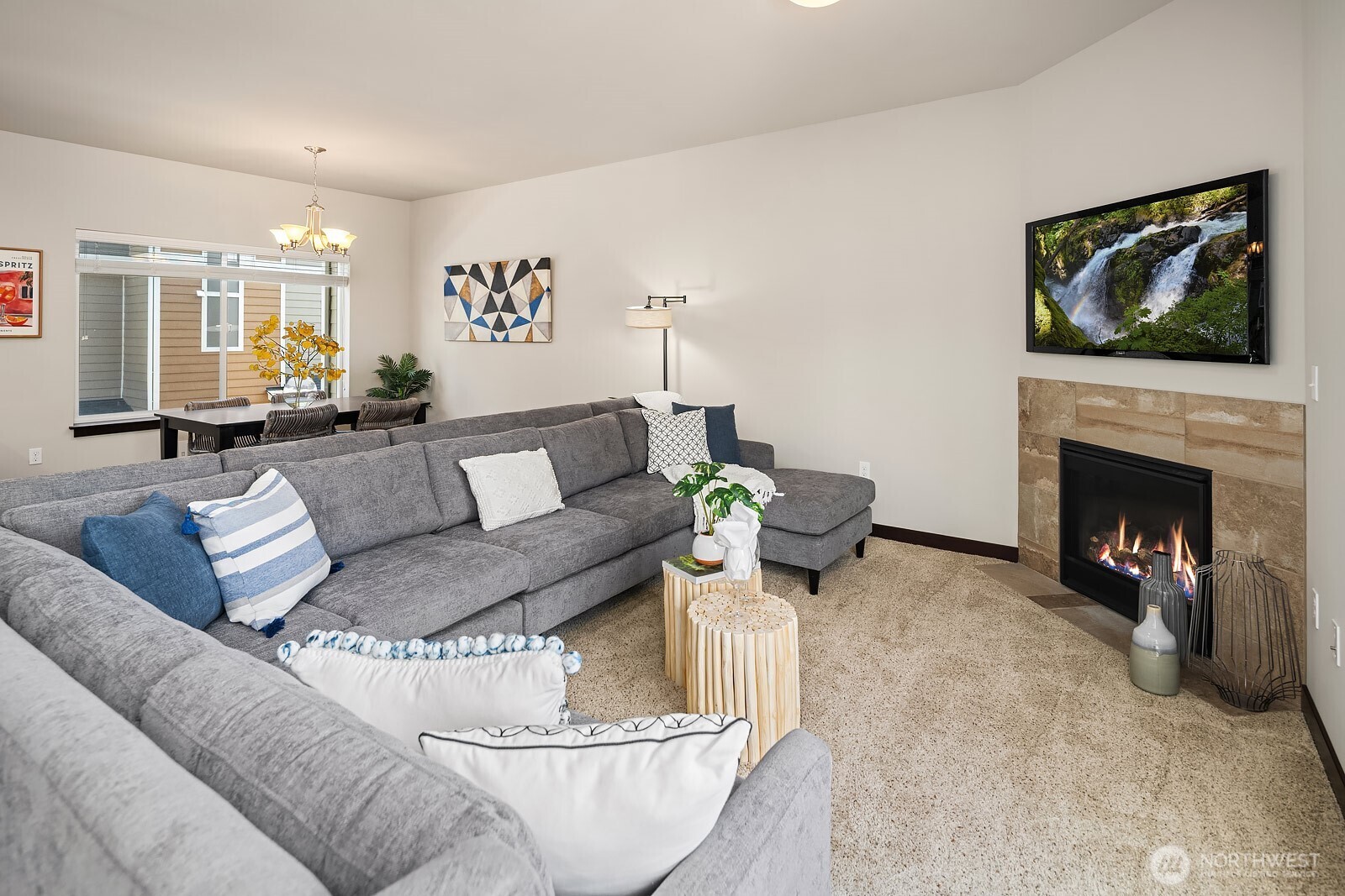 7236 212th Street Southwest, Unit B Edmonds, WA 98026 - Photo 6 of 29 Gallery Image 6