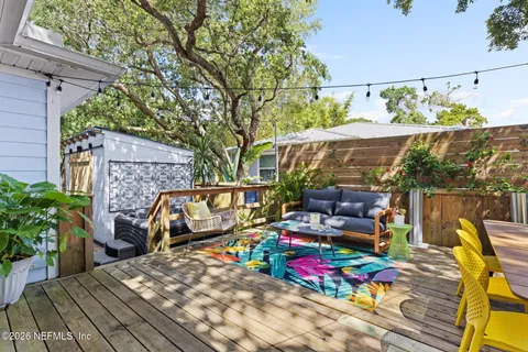 a view of outdoor space yard deck and patio