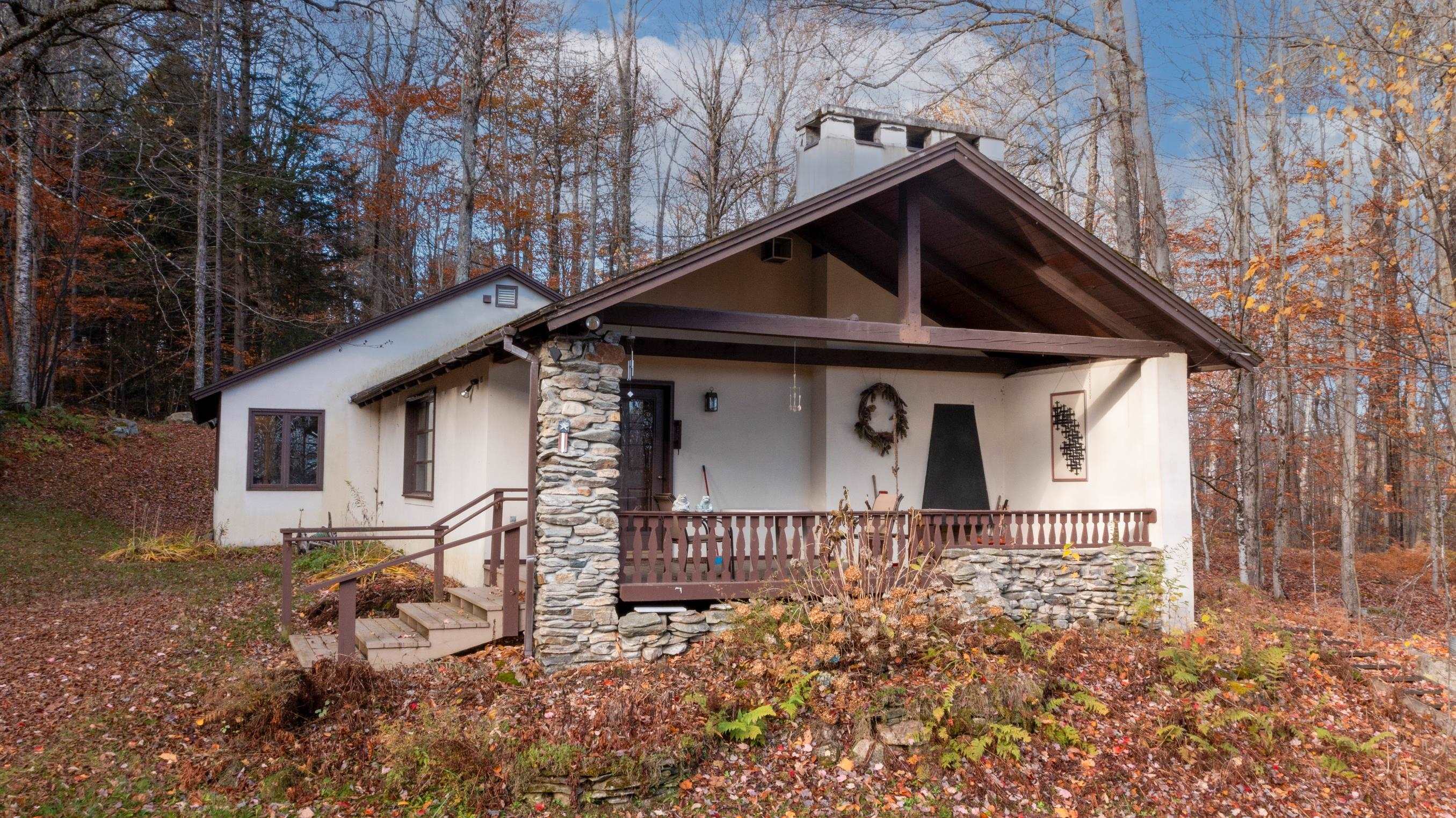 46-48 Lower Taylor Hill Road Winhall, VT 05340 - Photo 2 of 19