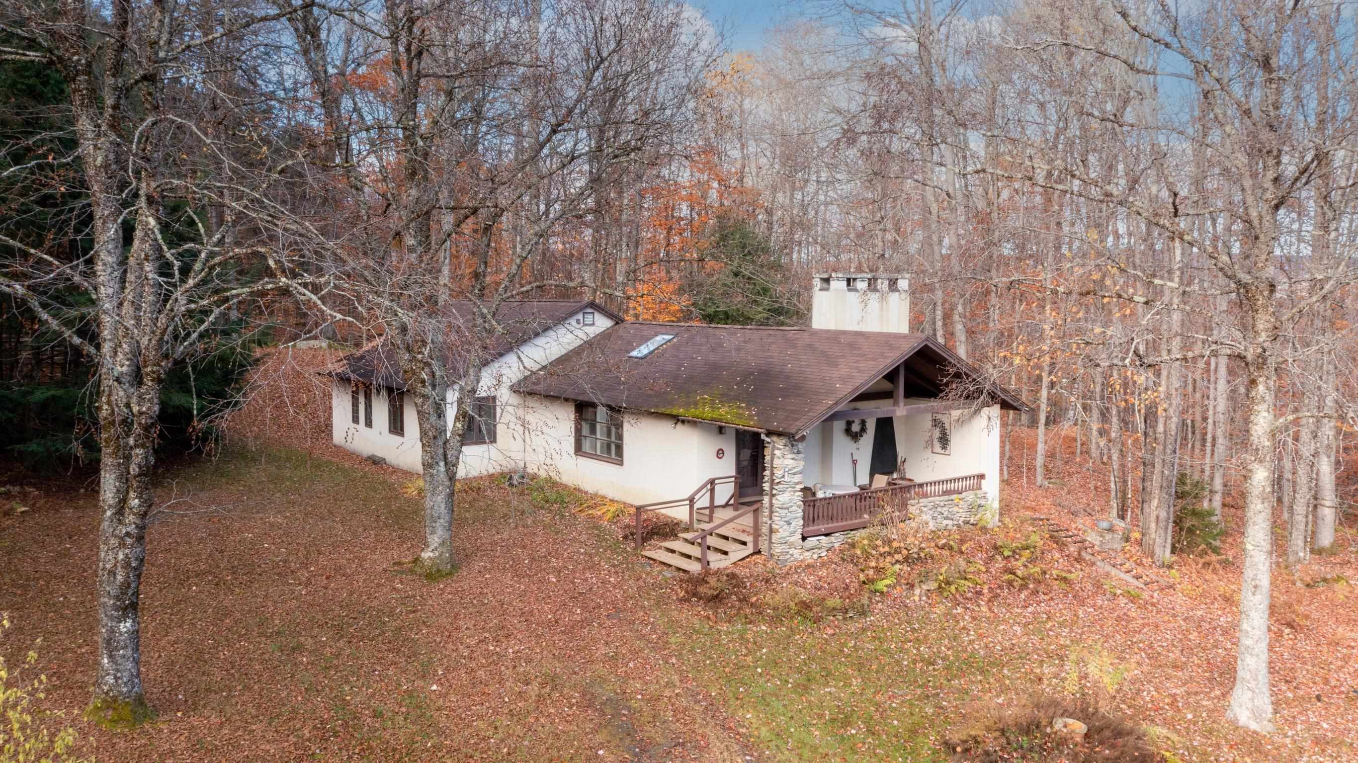 46-48 Lower Taylor Hill Road Winhall, VT 05340 - Photo 3 of 19