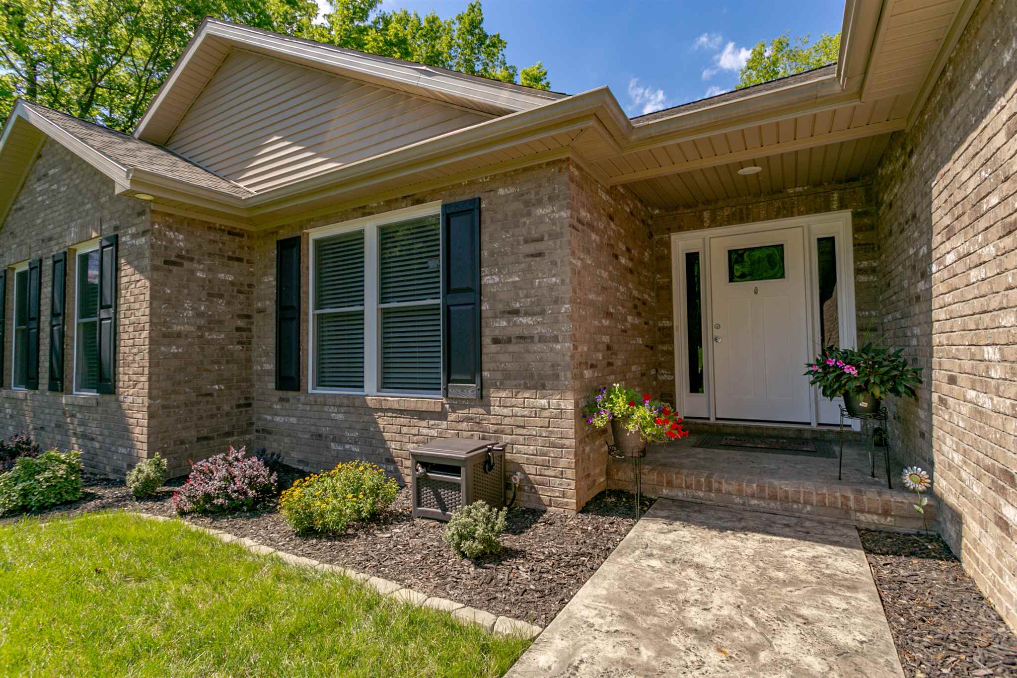 100 Nottinghill Road Chandler, IN 47610 - Photo 2 of 36