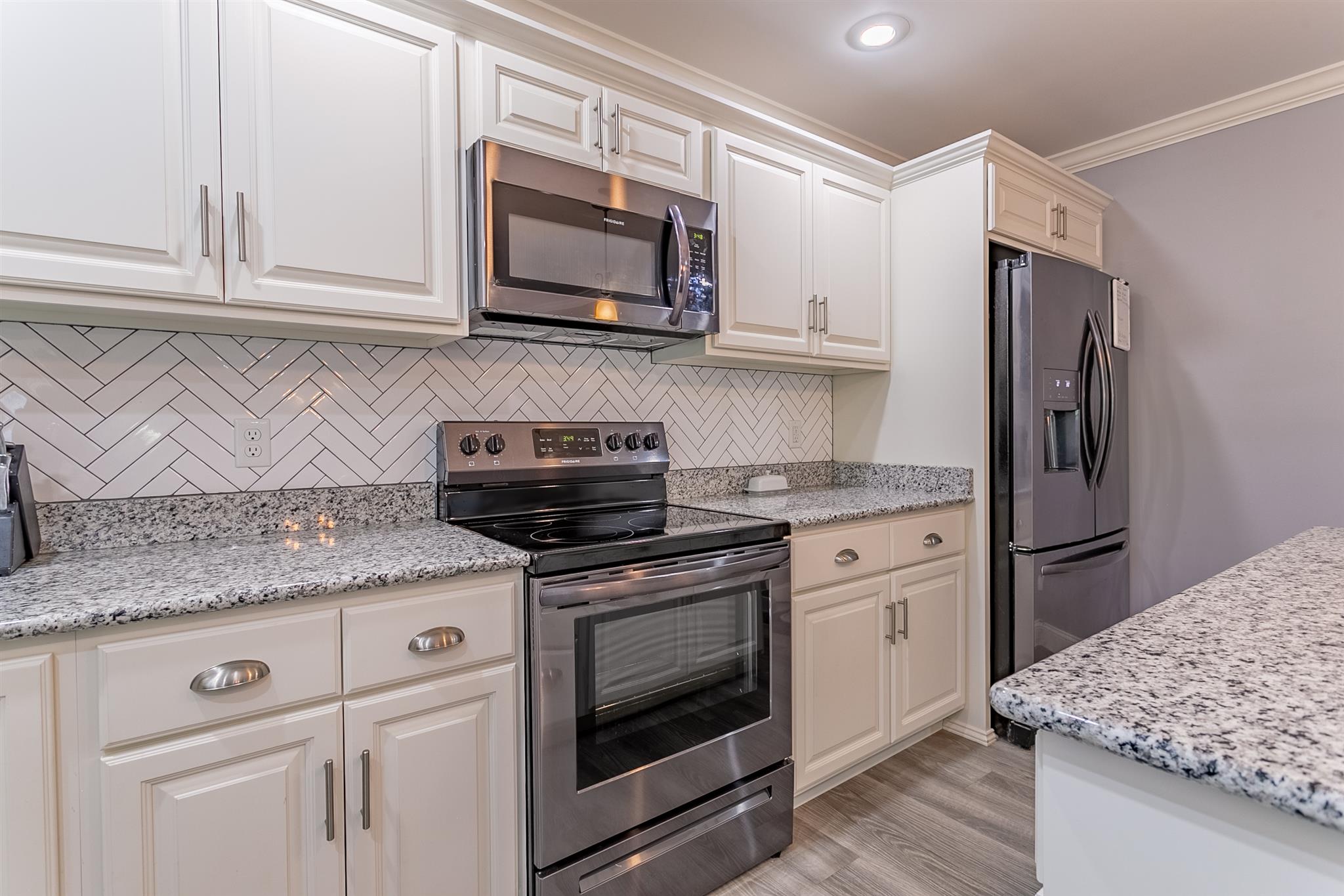 100 Nottinghill Road Chandler, IN 47610 - Photo 14 of 36