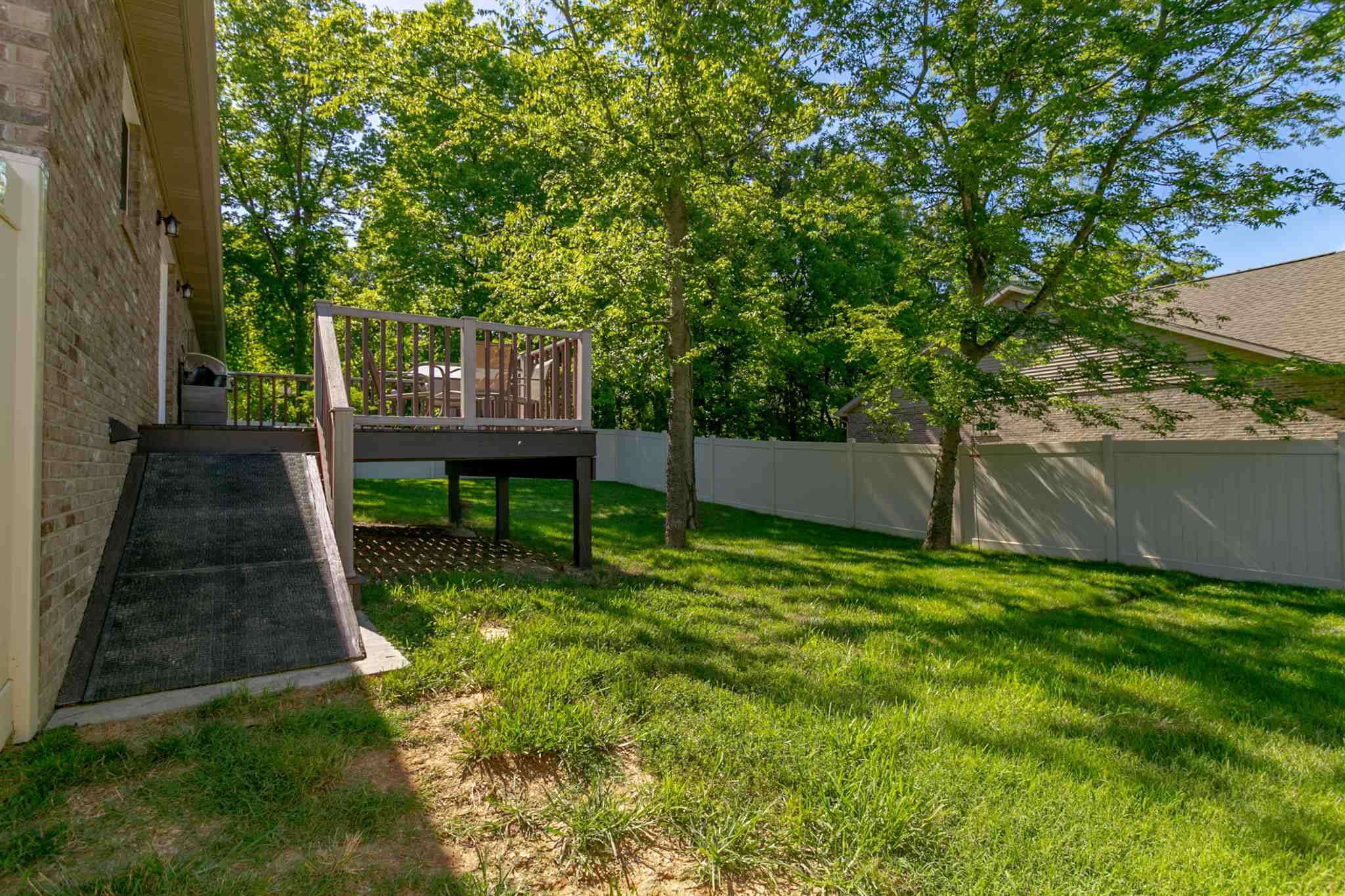 100 Nottinghill Road Chandler, IN 47610 - Photo 32 of 36