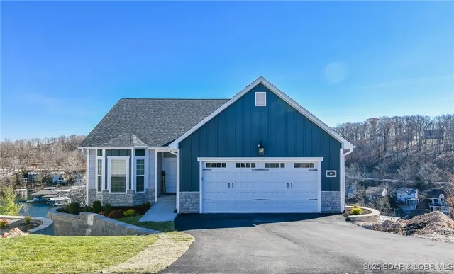 $689,000 | 1014 Enclaves Lane, Lake Ozark, MO 65049