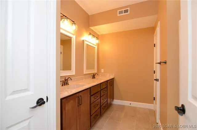 $689,000 | 1014 Enclaves Lane, Lake Ozark, MO 65049