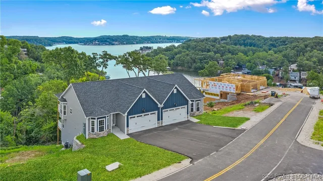 $689,000 | 1014 Enclaves Lane, Lake Ozark, MO 65049
