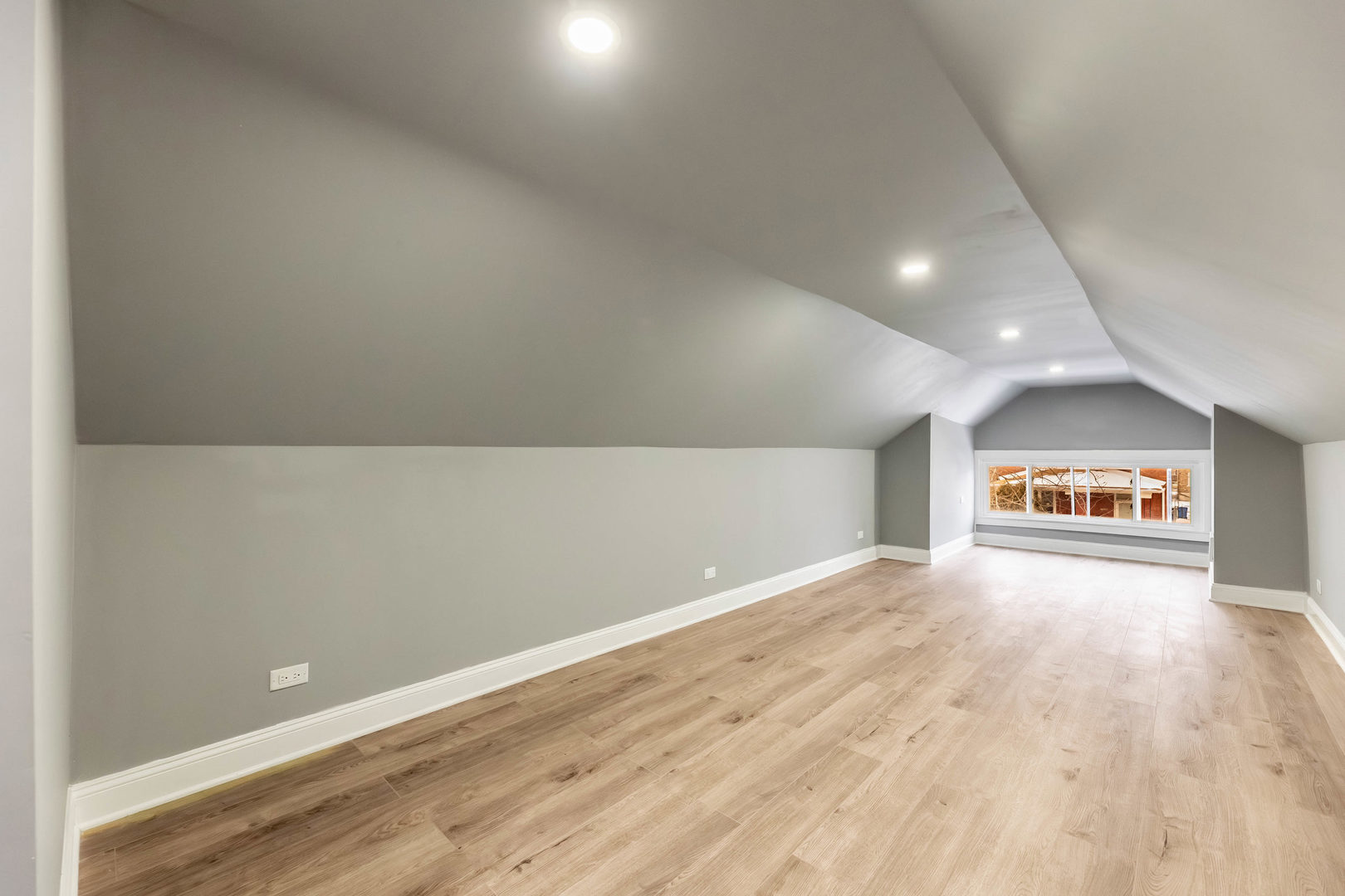 7545 South Rhodes Avenue Chicago, IL 60619 - Photo 12 of 21