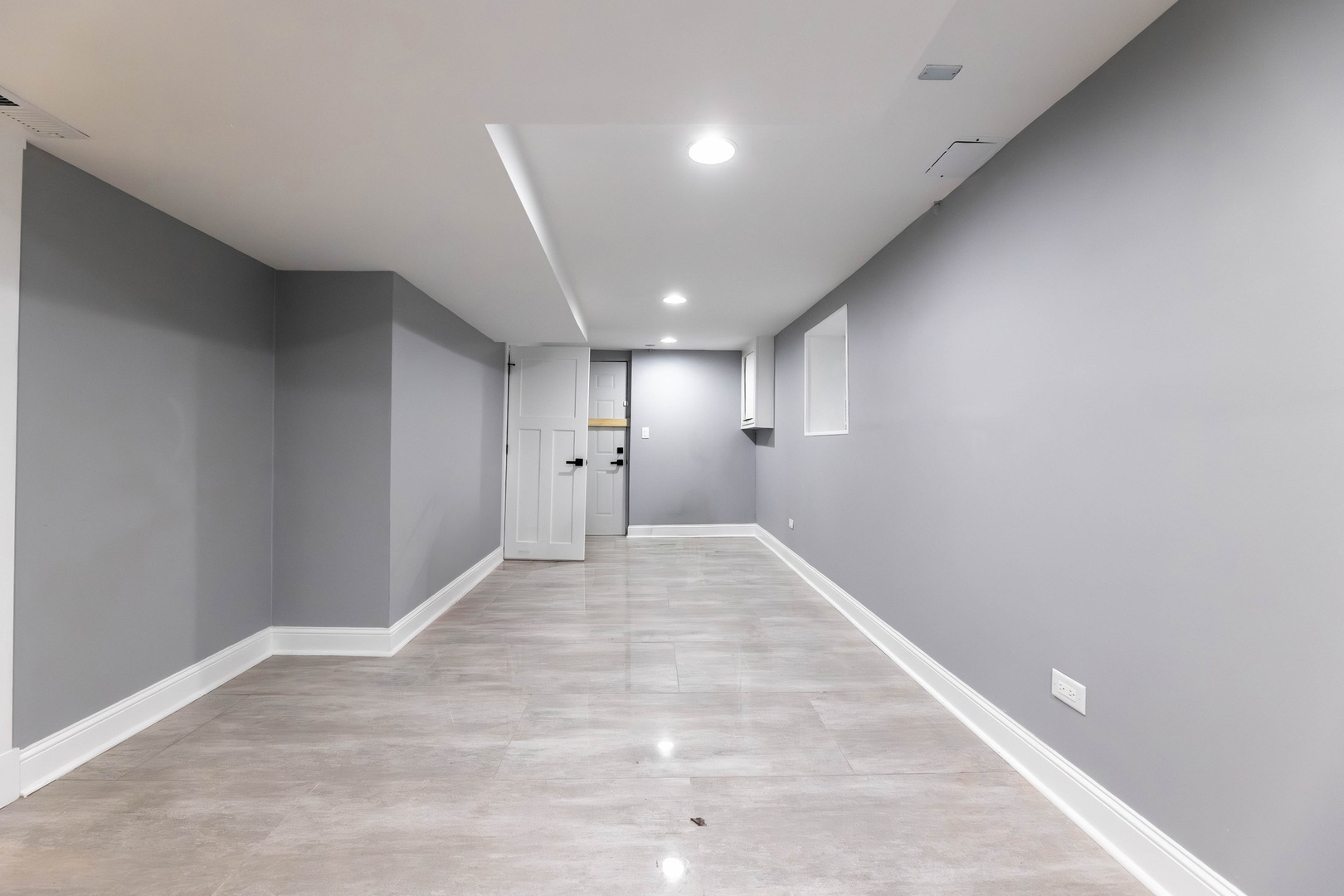 7545 South Rhodes Avenue Chicago, IL 60619 - Photo 15 of 21