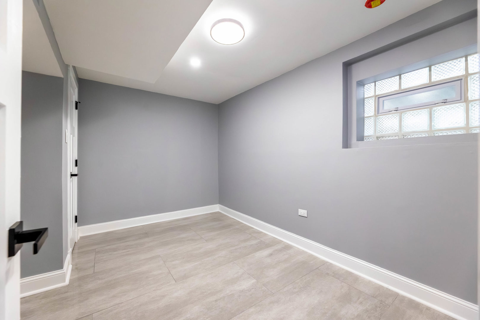 7545 South Rhodes Avenue Chicago, IL 60619 - Photo 16 of 21