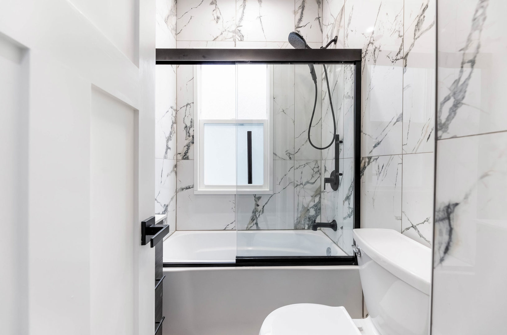 7545 South Rhodes Avenue Chicago, IL 60619 - Photo 8 of 21