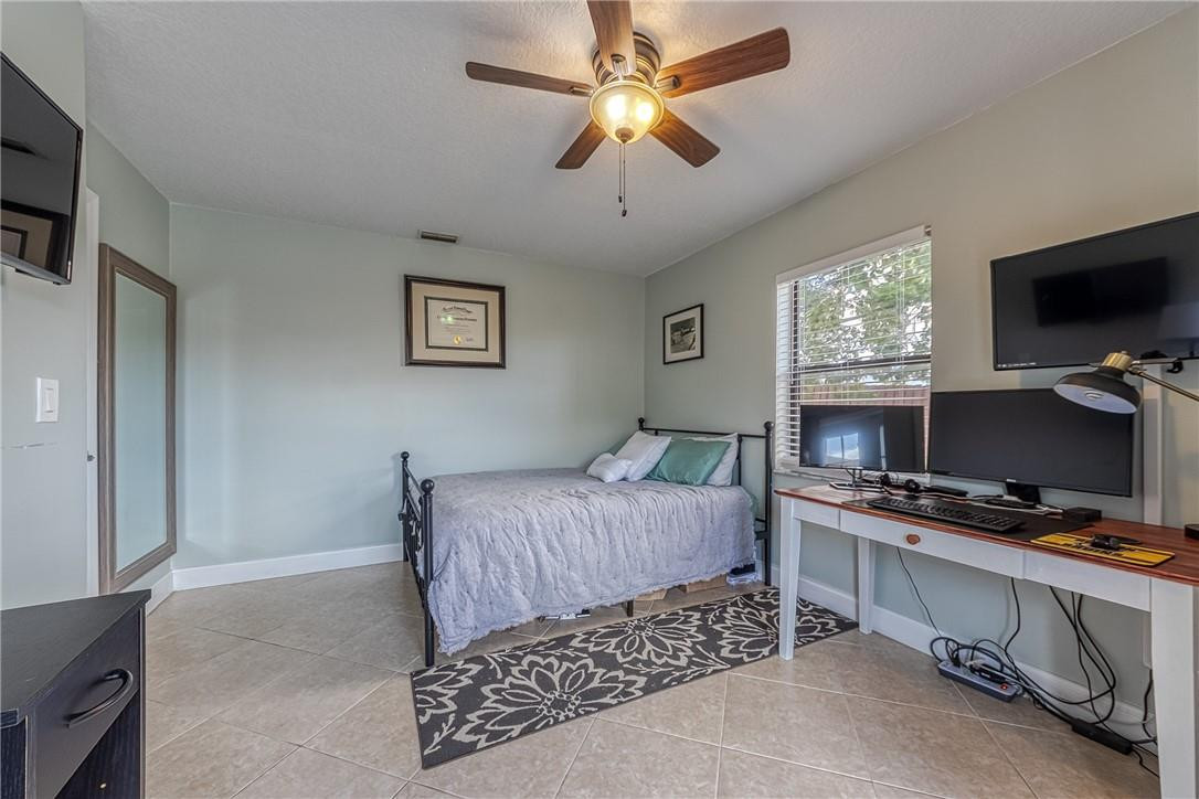 9203 Edgemont Lane Boca Raton, FL 33434 - Photo 30 of 52 4 bedroom