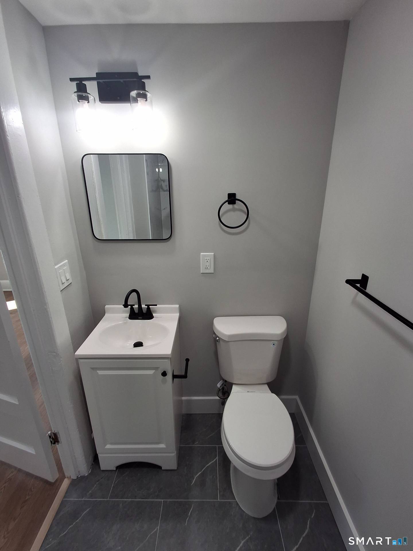 53 Washington Street Meriden, CT 06451 - Photo 7 of 10