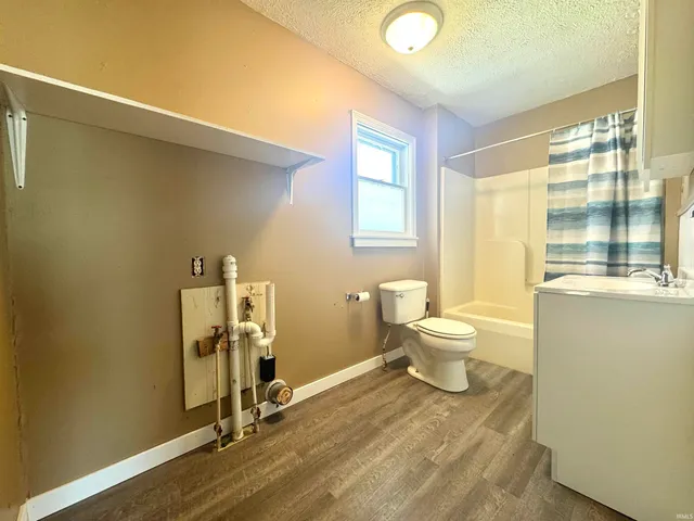 $89,900 | 410 Northwest I Street, Linton, IN 47441