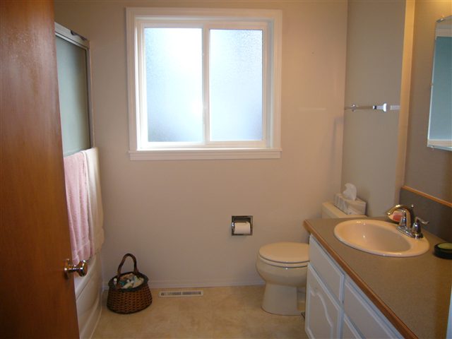617 West Barnes Road Spokane, WA 99218 - Photo 5 of 9 Gallery Image 5