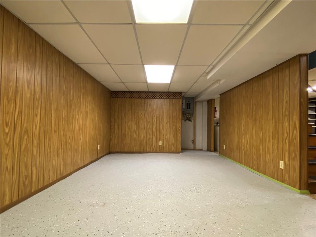 201 Myers Road Vandergrift, PA 15690 - Photo 5 of 25