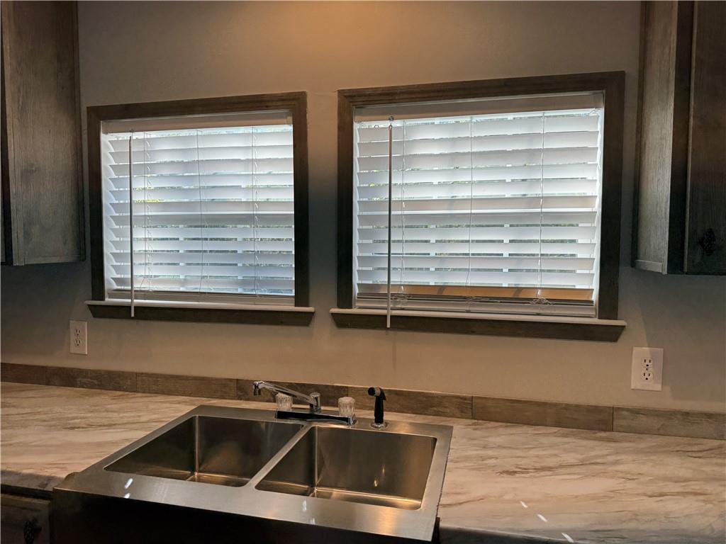 29496 Linda's Haven Road Springfield, LA 70462 - Photo 13 of 32