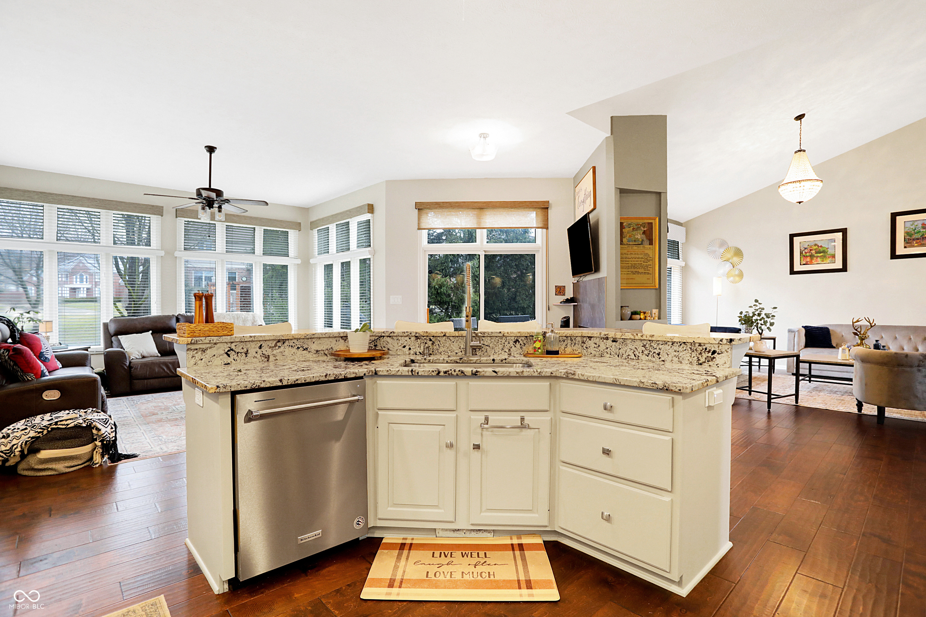 11860 Pebblepointe Pass Carmel, IN 46033 - Photo 15 of 50