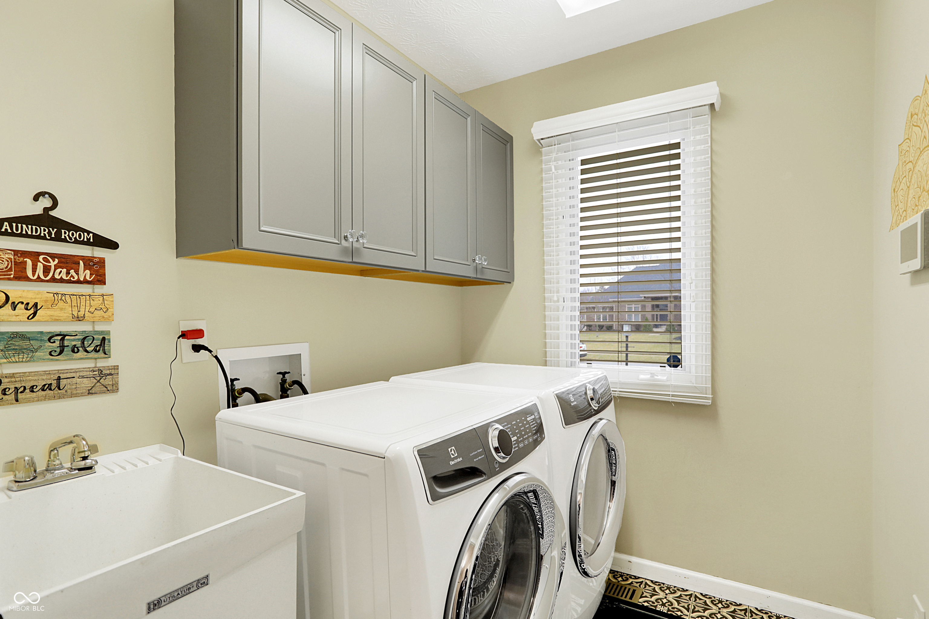 11860 Pebblepointe Pass Carmel, IN 46033 - Photo 23 of 50