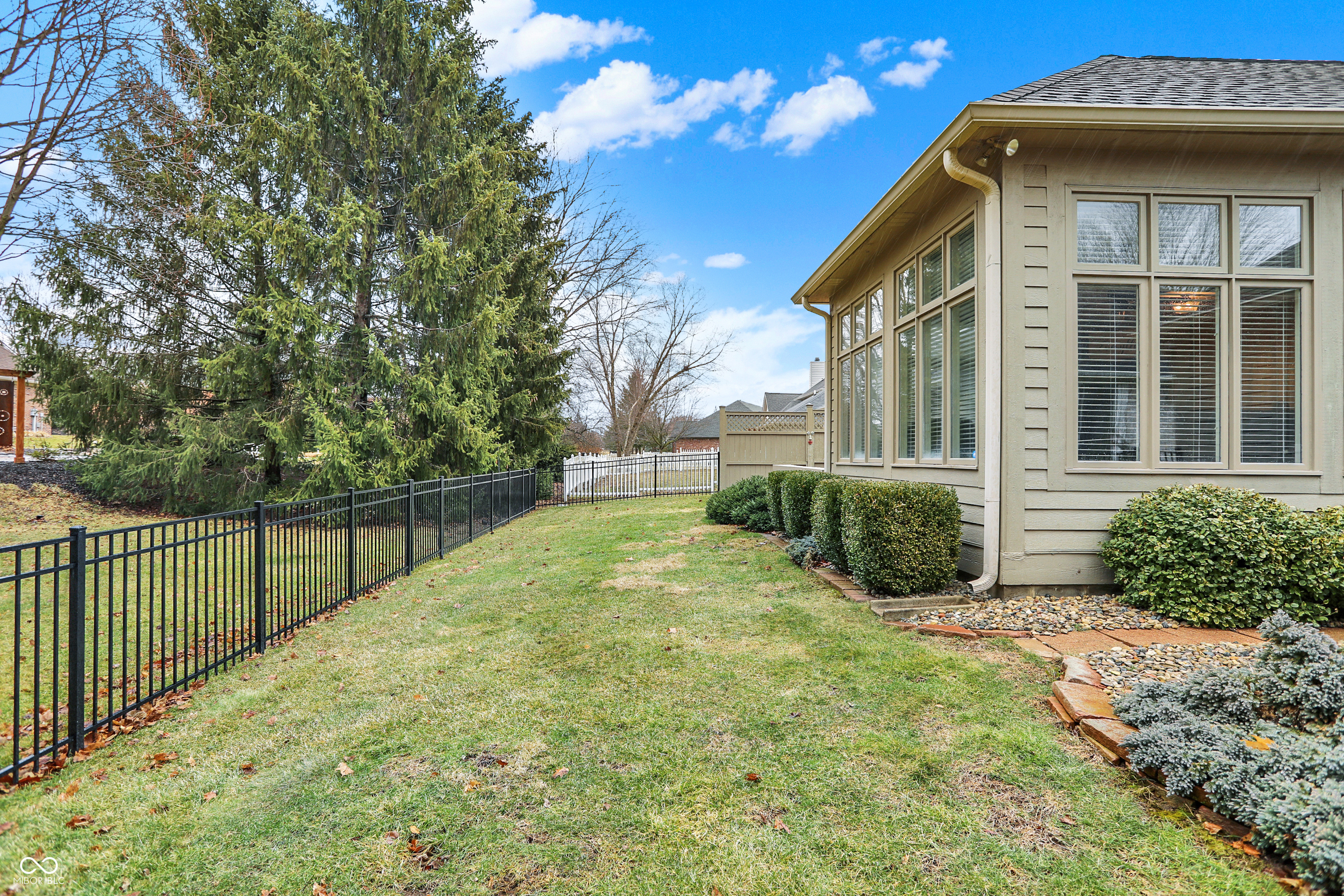 11860 Pebblepointe Pass Carmel, IN 46033 - Photo 48 of 50