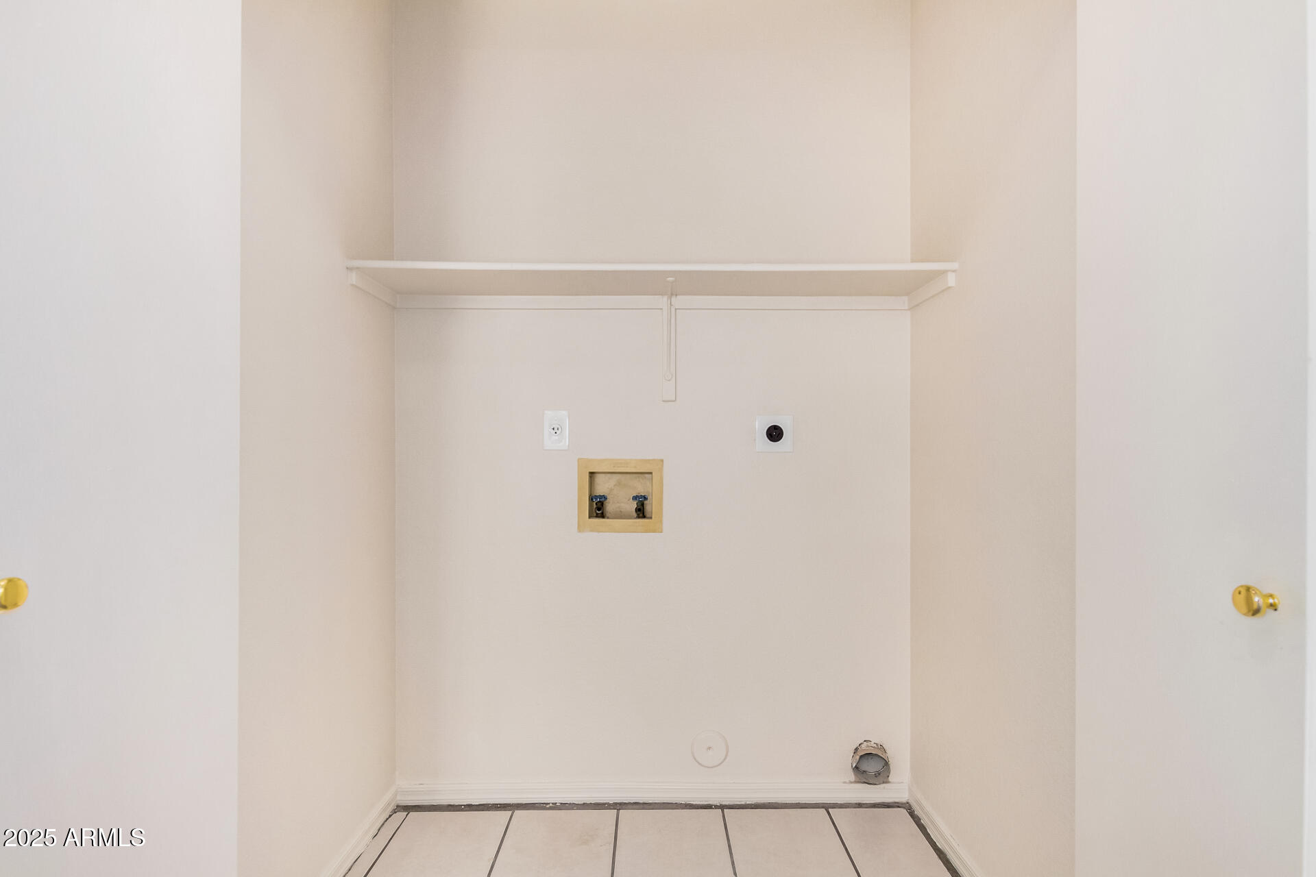 2176 West 20th Avenue Apache Junction, AZ 85120 - Photo 26 of 30 a view of a closet