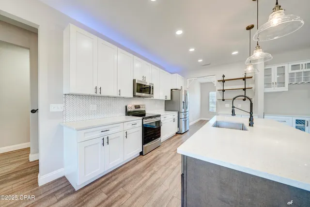 $3,100 | 742 Vista Del Sol Lane, Panama City, FL 32404