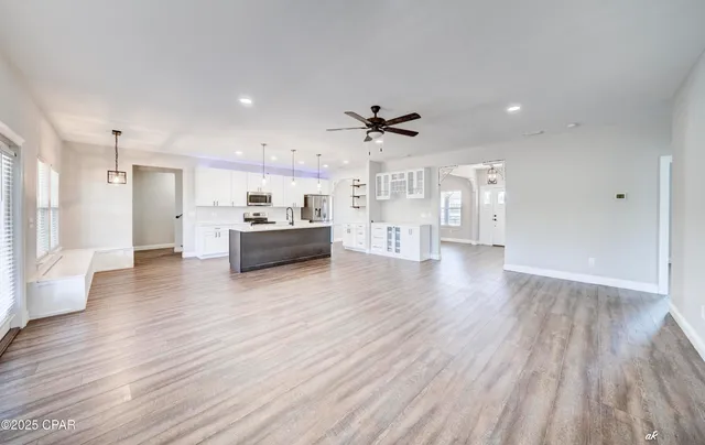 $3,100 | 742 Vista Del Sol Lane, Panama City, FL 32404