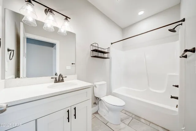 $3,100 | 742 Vista Del Sol Lane, Panama City, FL 32404