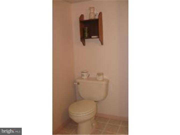 528 River Drive Riverside, NJ 08075 - Photo 16 of 24 Bathroom